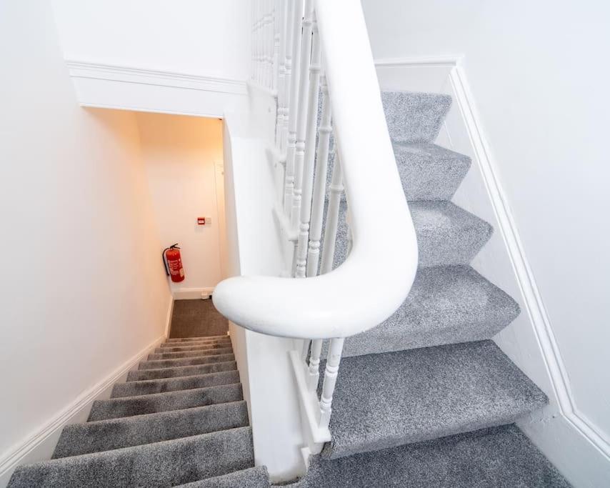 Ferienwohnung Mumbles View - Free Parking Oystermouth Exterior foto